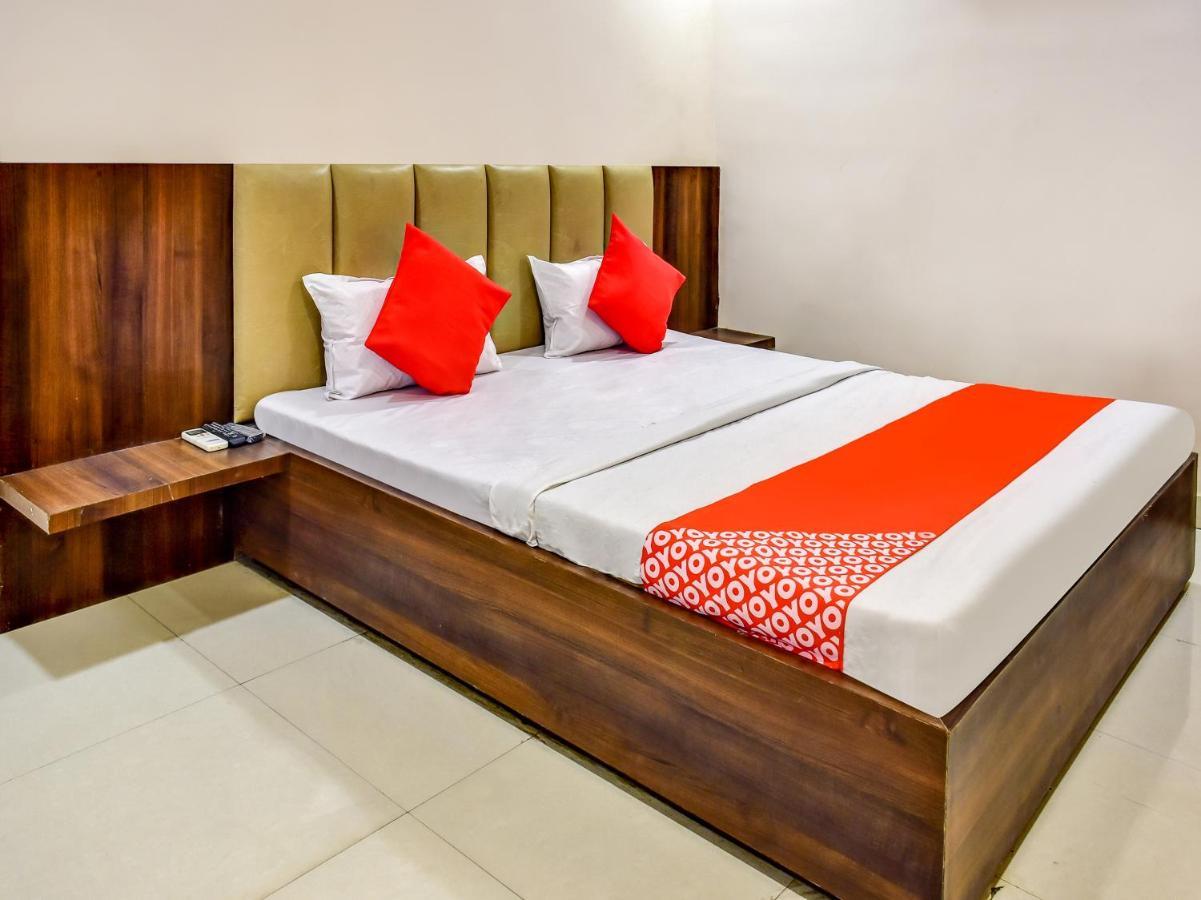 Oyo 78471 Hotel Platinum Bilaspur  Luaran gambar