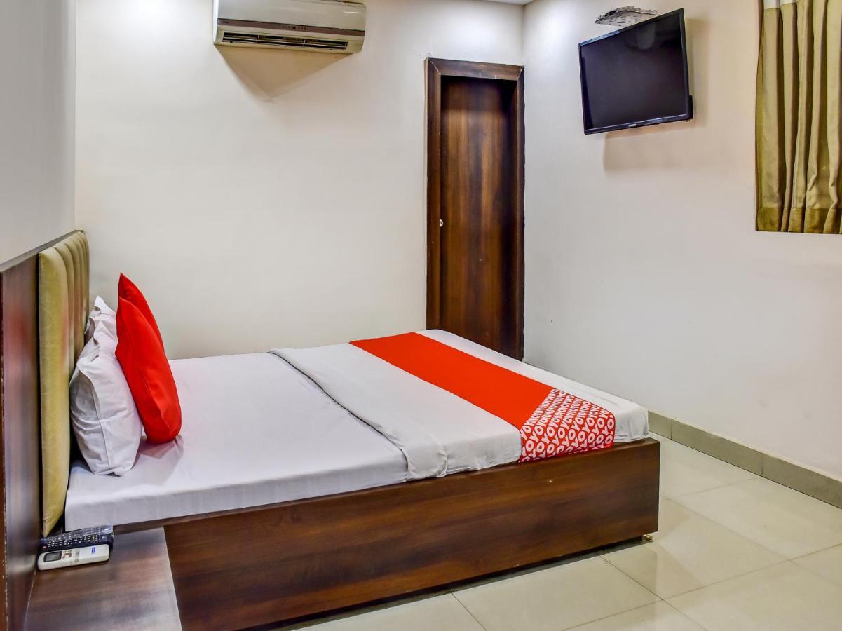 Oyo 78471 Hotel Platinum Bilaspur  Luaran gambar