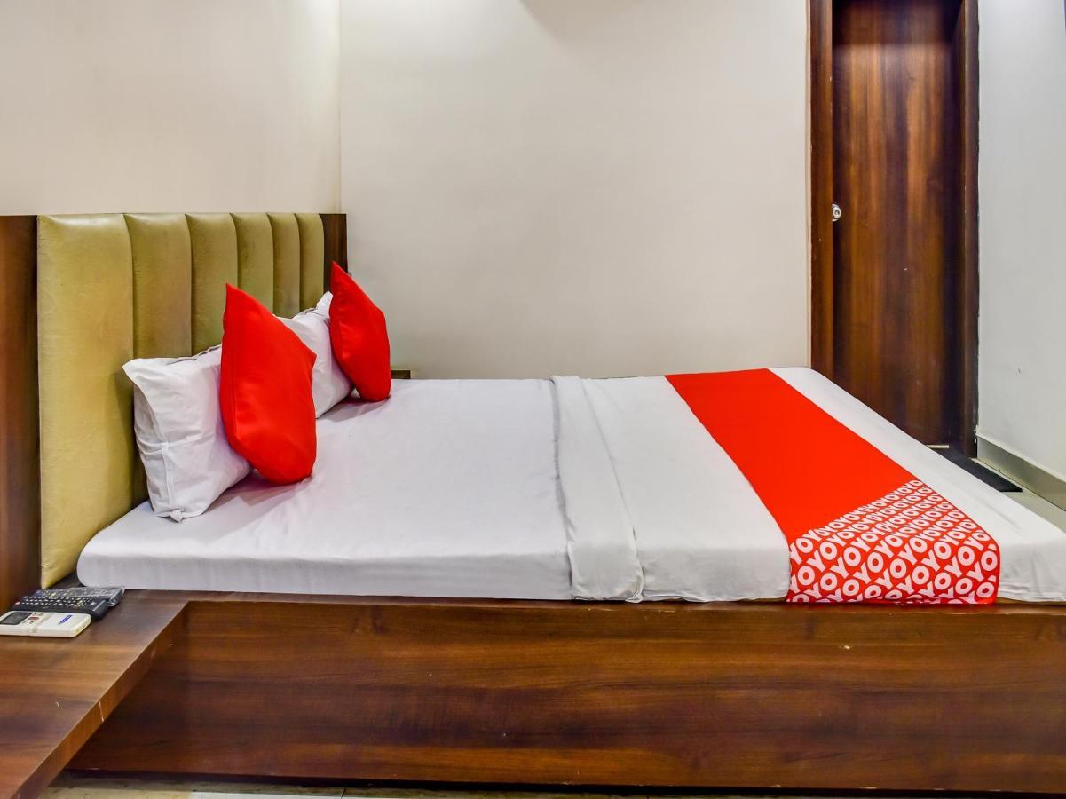 Oyo 78471 Hotel Platinum Bilaspur  Luaran gambar